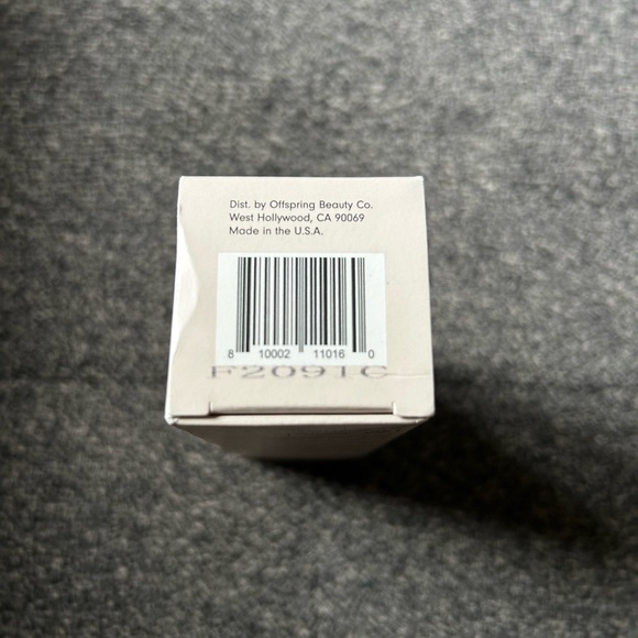 PRESS RESTART
GENTLE RETINOL SERUM - Picture 3 of 3